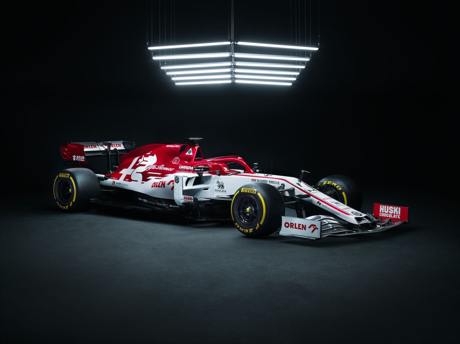 F1 Team Alfa Romeo Racing Orlen Saved 2 Of The Car Weight In C39